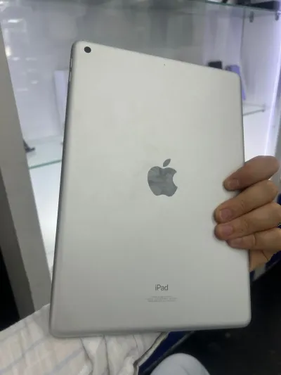Планшет apple ipad 8 32гб
