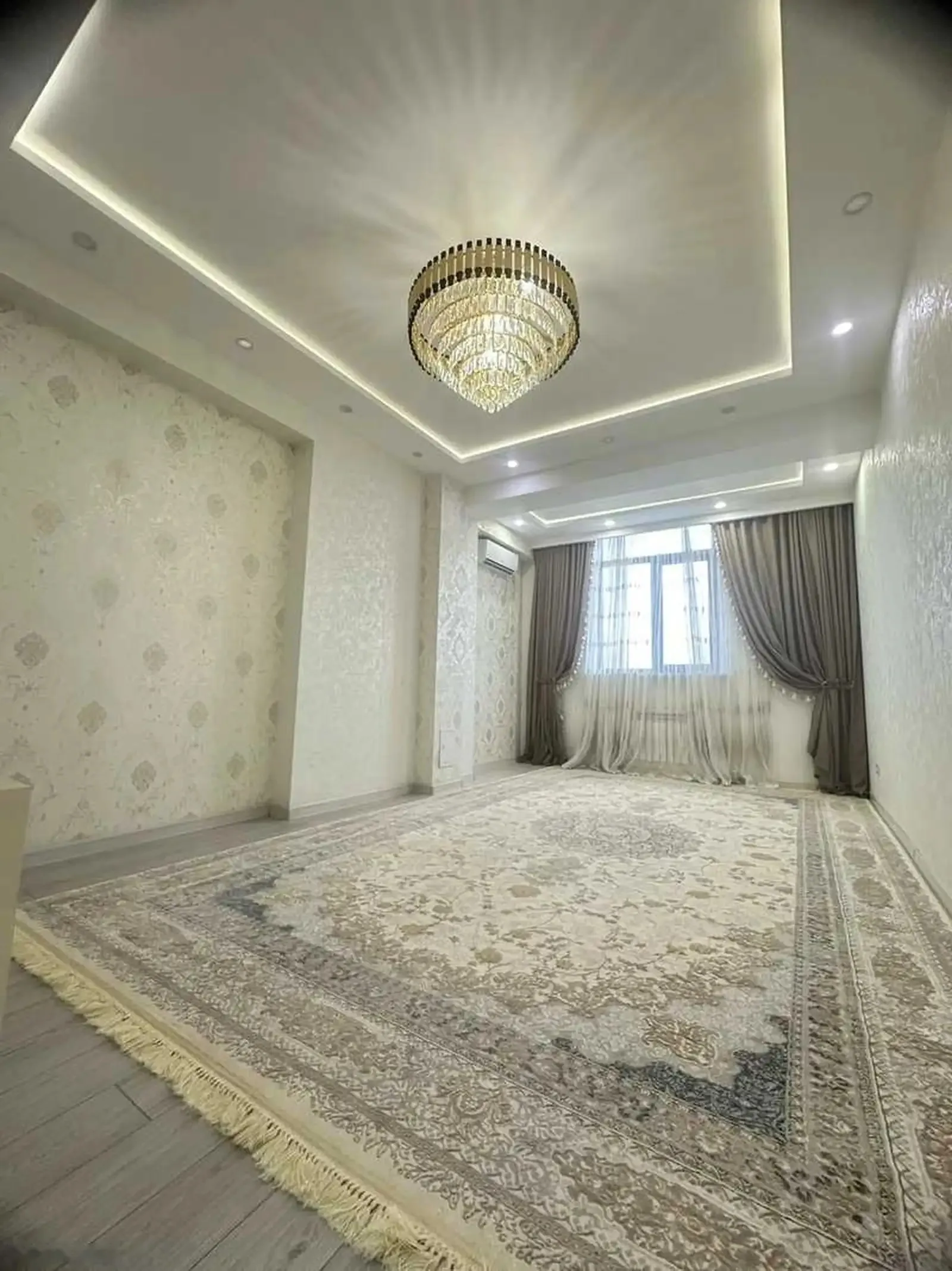 3-комн. квартира, 10 этаж, 80м², повороти аэрапорт