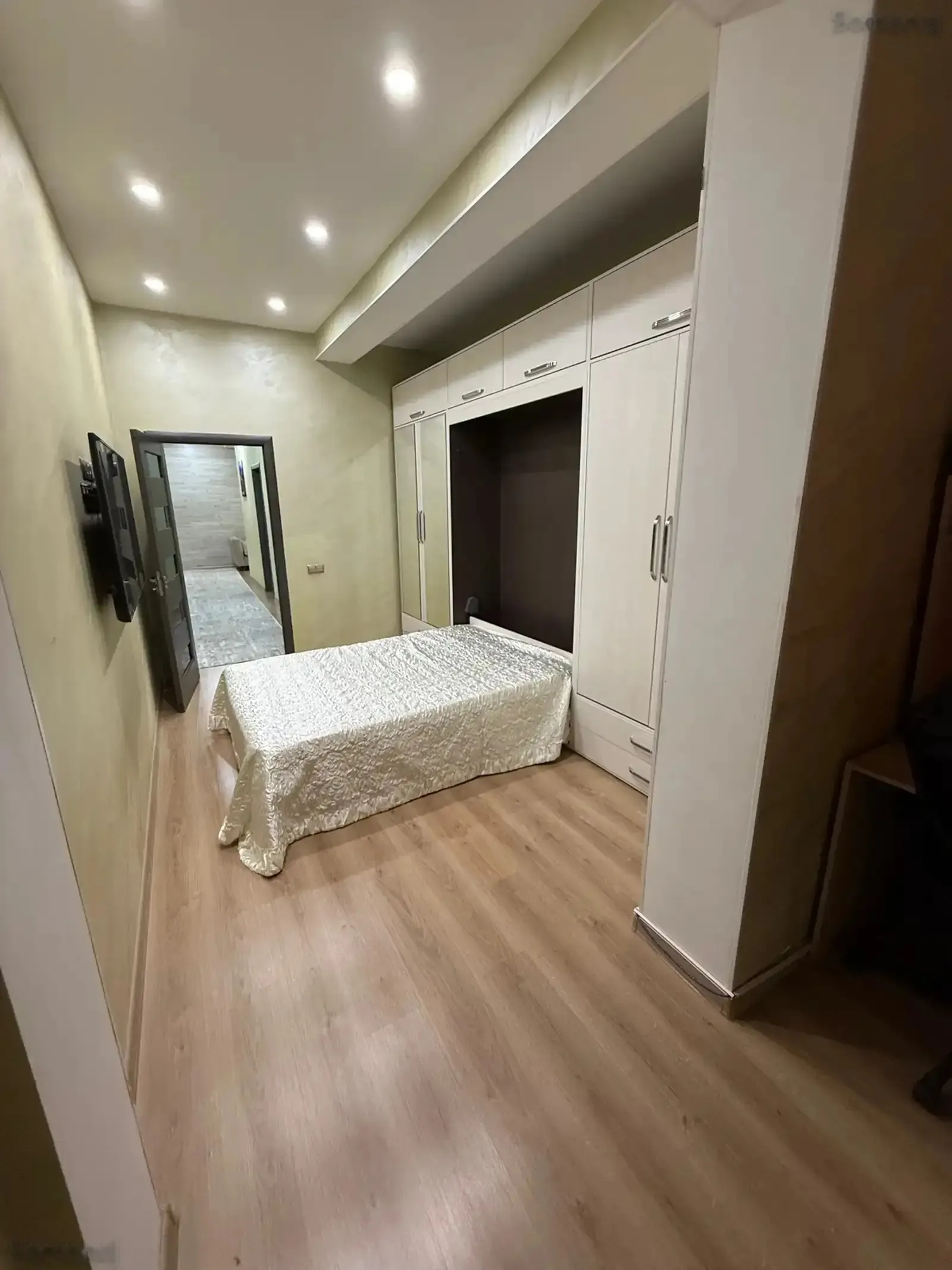 4-комн. квартира, 5 этаж, 115м², Рудаки