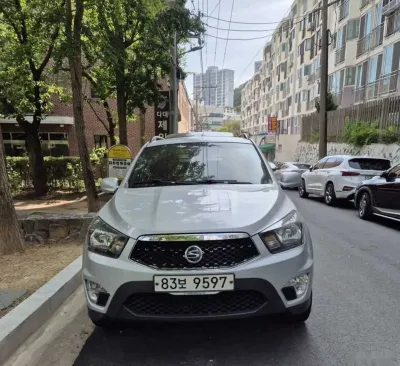 Облицовка Ssang Yong Karando — миниатюра 1