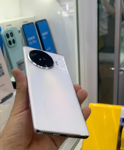 Tecno Spark 20 256 gb