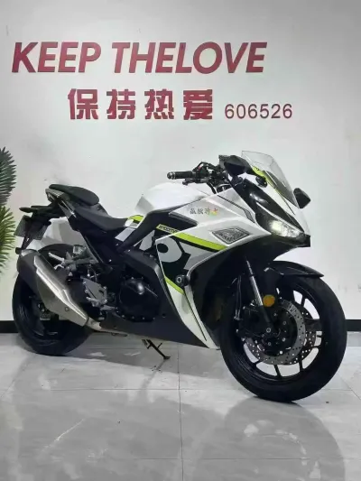 Мотоцикл Suzuki GSX