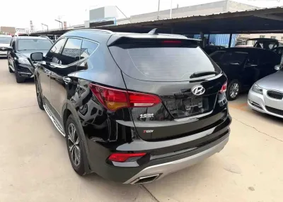 Hyundai Santa Fe , 2016