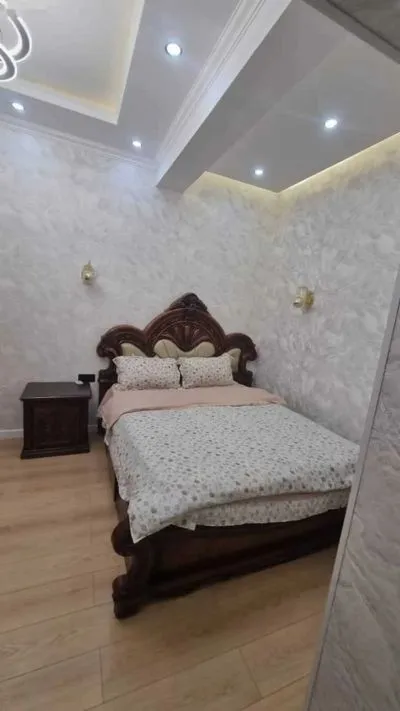 3-комн. квартира, 6 этаж, 120 м², И. Сомони