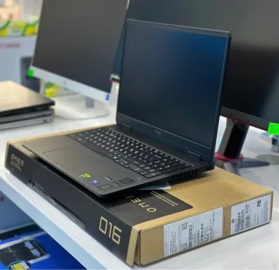Ноутбук Hp Omen Ultra 7 RTX5060 — миниатюра 3