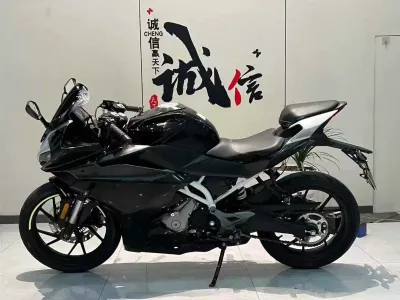 Мотоцикл CFmoto SR на заказ — миниатюра 2