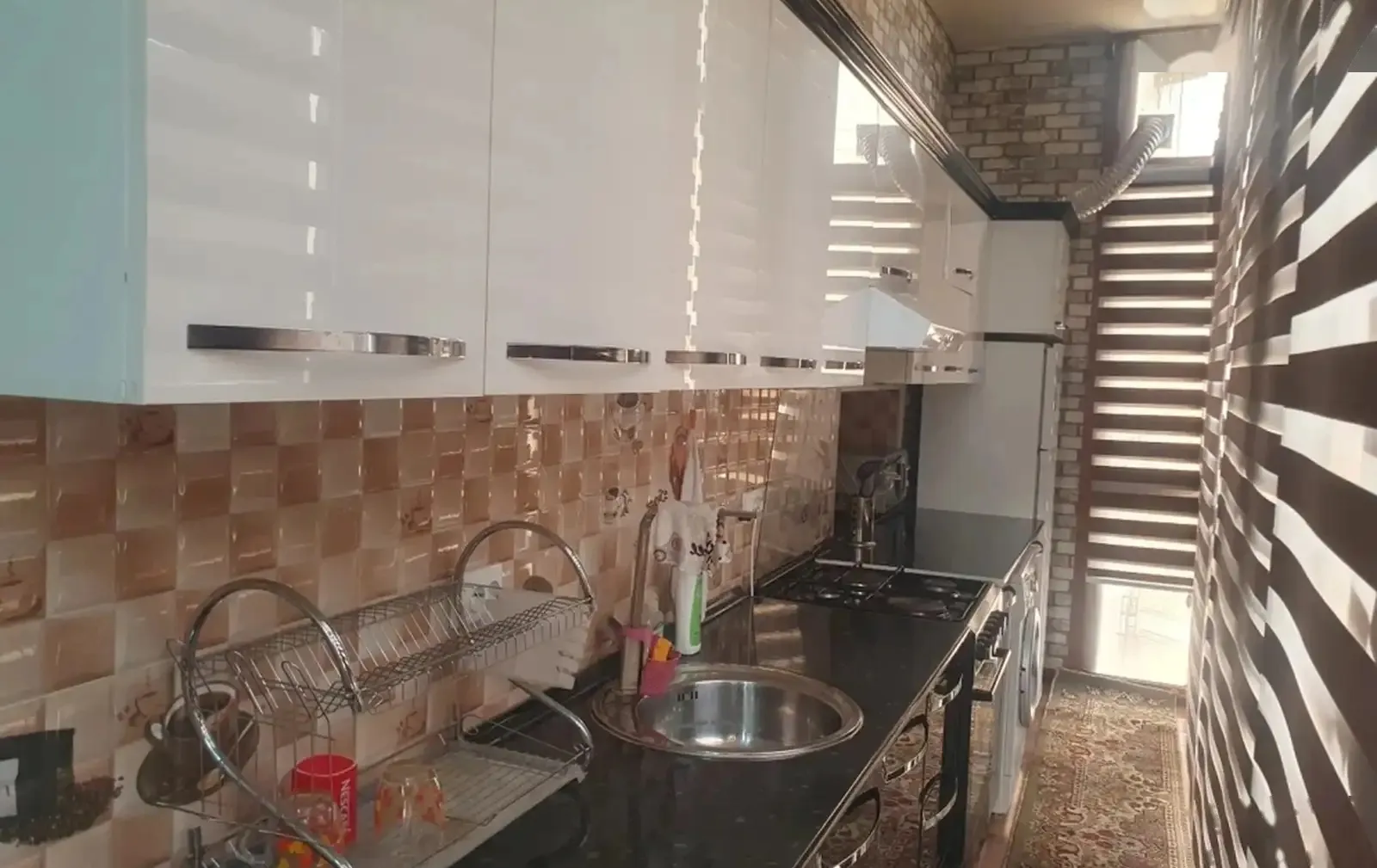 3-комн. квартира, 5 этаж, 75м², Шолкамбинат