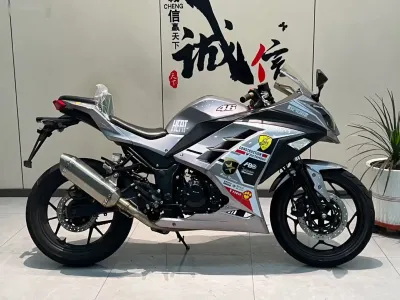 Мотоцикл Kawasaki 400 cc — миниатюра 2