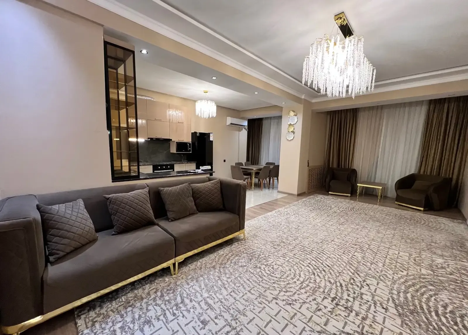3-комн. квартира, 14 этаж, 103м², овир