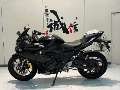 Мотоцикл Suzuki GS250R — миниатюра 3