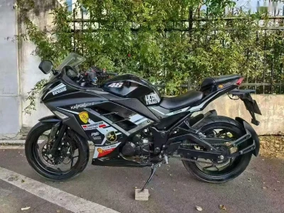 Мотоцикл Kawasaki — миниатюра 3