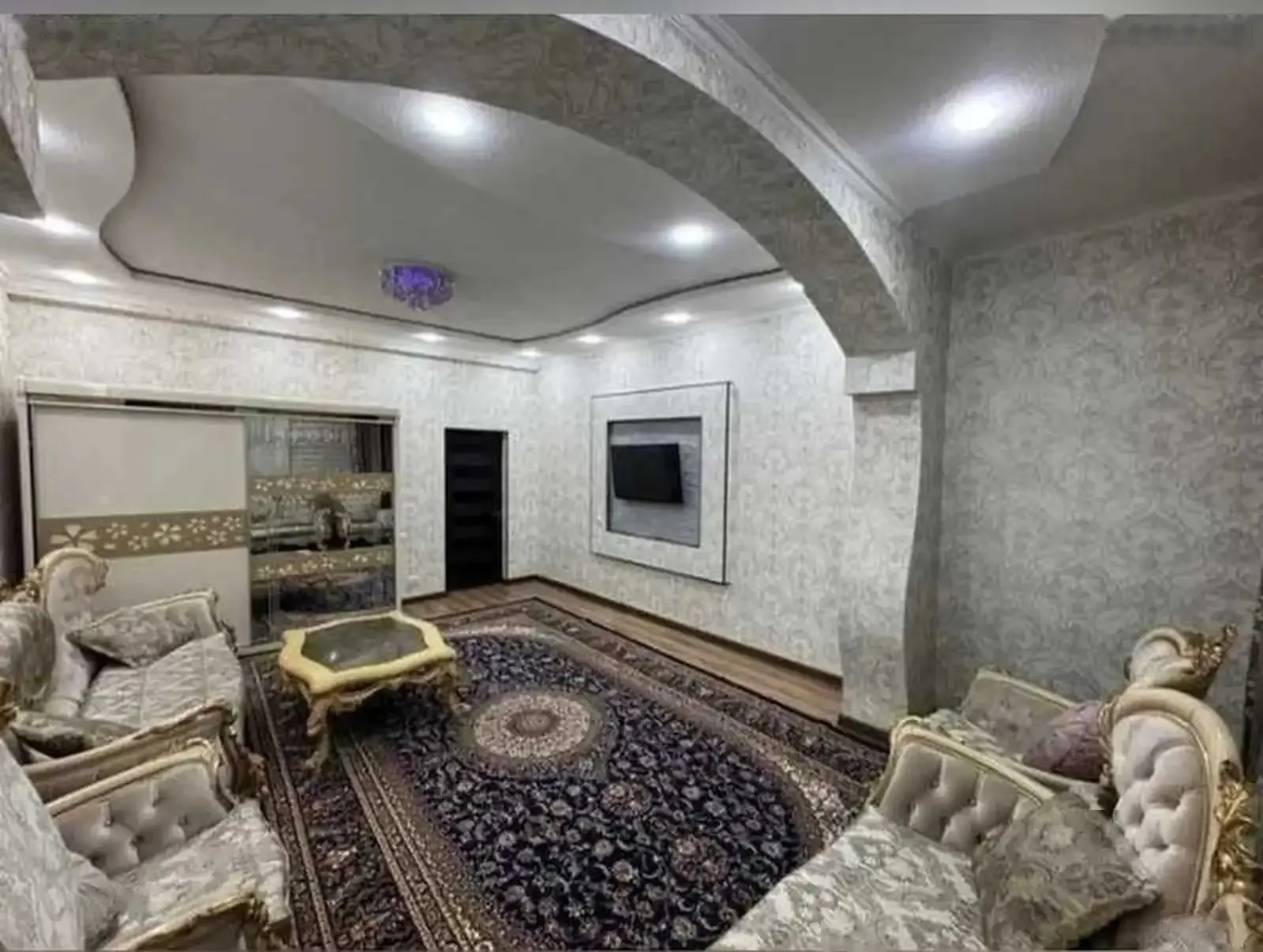 2-комн. квартира, 10 этаж, 60м², Шохмансур