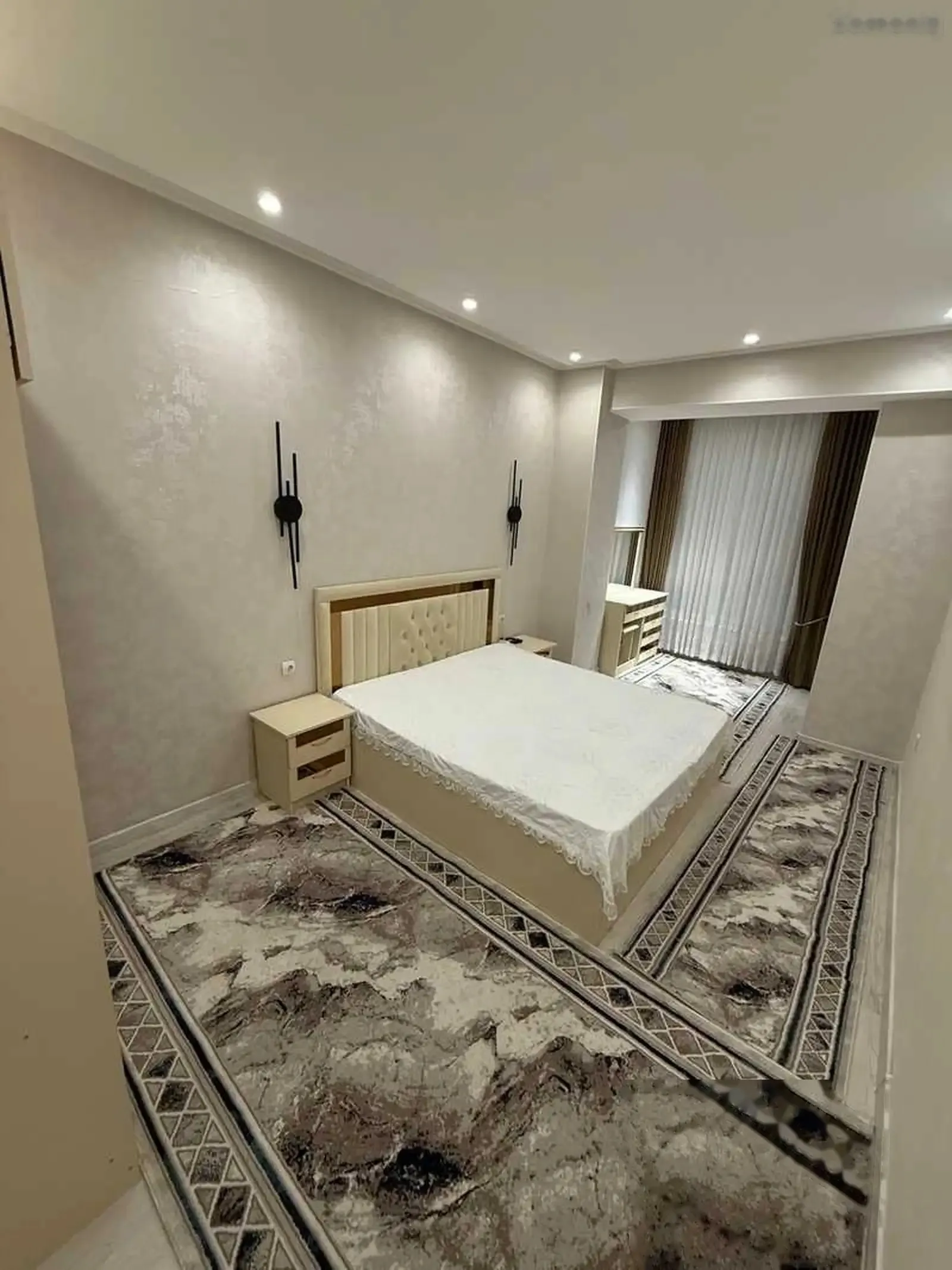 2-комн. квартира, 12 этаж, 90м², Голубой экран