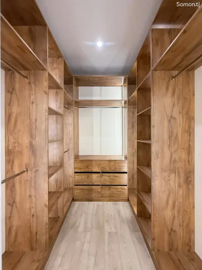 4-комн. квартира, 3 этаж, 215 м², И Сомони