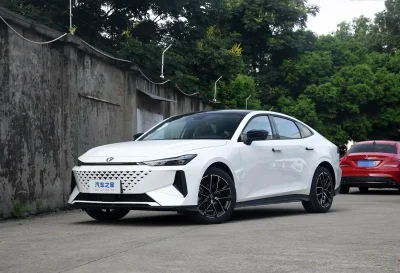 Changan UNI-V, 2025