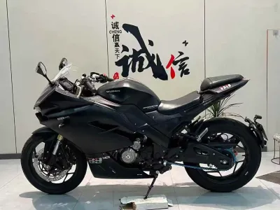 Мотоцикл Ducati 400 на заказ — миниатюра 1