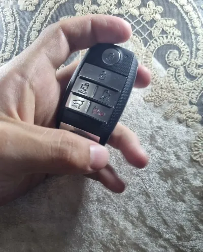 Ключ от Kia Sedona 2015-2020 — миниатюра 3