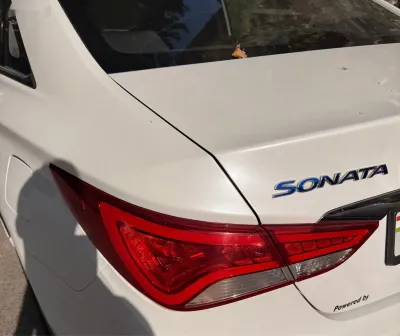 Задний стоп на Hyundai Sanata 2010-2014 — миниатюра 1