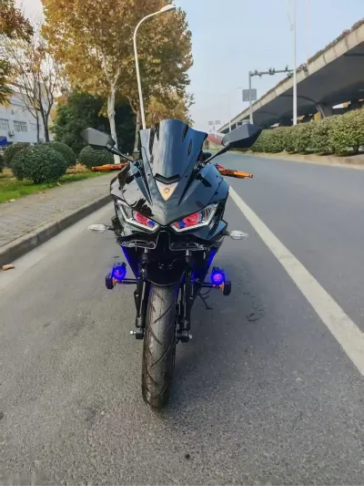 Мотоцикл Dugati Panigal 450 cc — миниатюра 3