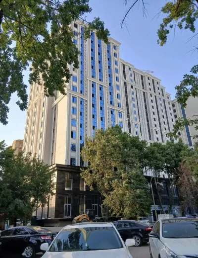 2-комн. квартира, 12 этаж, 69 м², Шохмансур, Танка Бурчи Истиклол — миниатюра 1