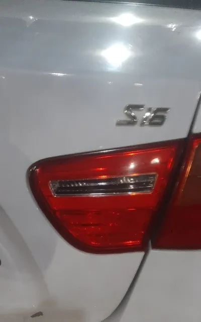 Стоп Hyundai Avante 2010 — миниатюра 1