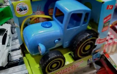 Детский музыкальный синий трактор