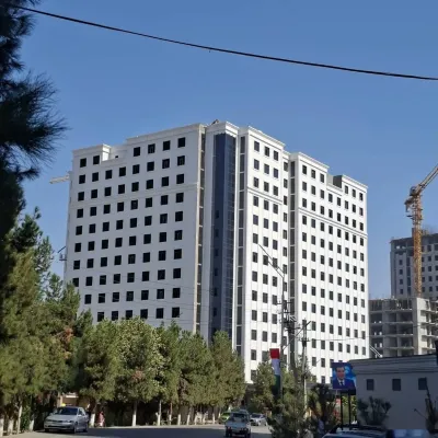 2-комн. квартира, 9 этаж, 88 м², Ленский район, пеши бозори Ленски — миниатюра 1