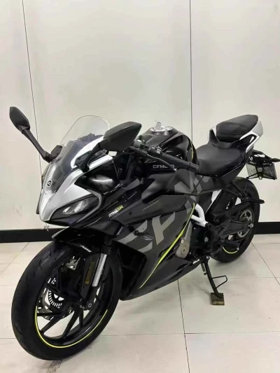 Мотоцикл CFmoto SR250 на заказ — миниатюра 3