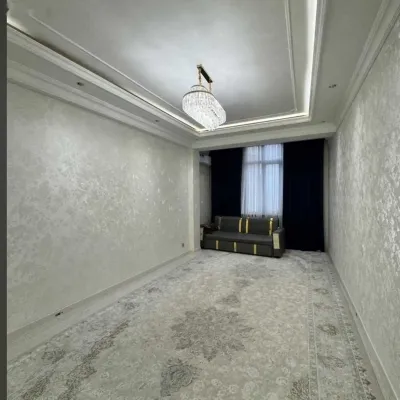 2-комн. квартира, 14 этаж, 67м², Голубой экран — миниатюра 6