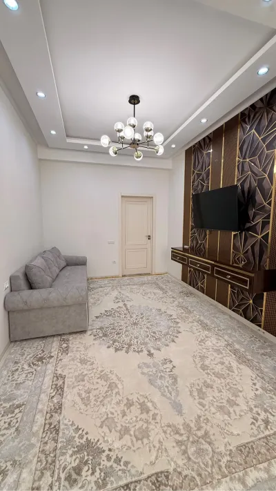 3-комн. квартира, 13 этаж, 92м², Фирдавси — миниатюра 4
