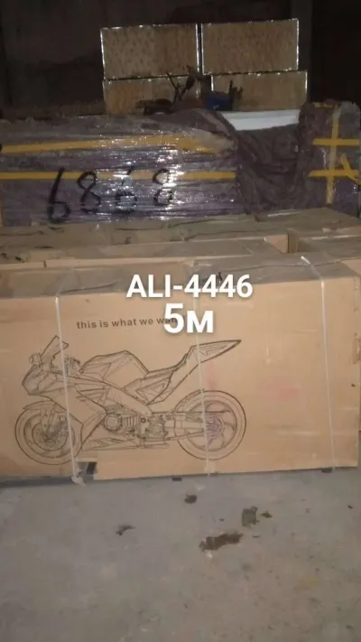 Мотоцикл Dugati Panigal 450 cc — миниатюра 4