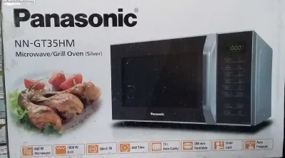 Микроволновая печь Panasonic NN-GT35HM