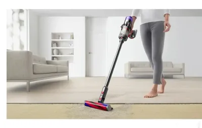 Пылесос Dyson SV18 v10
