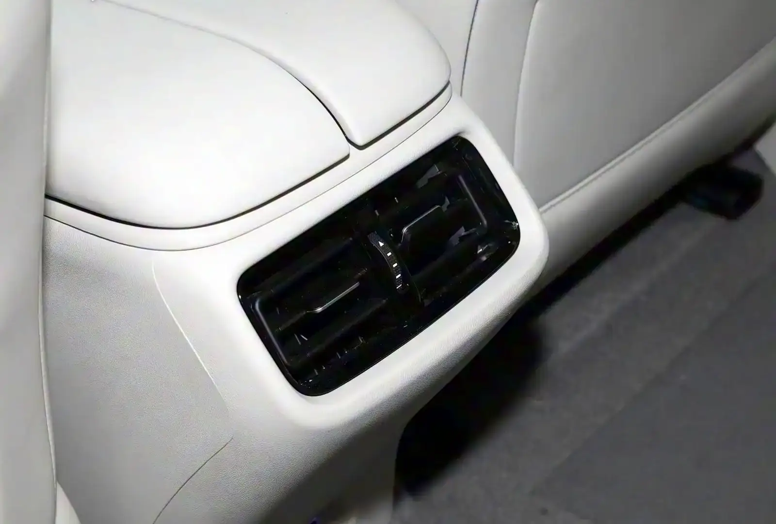 Dongfeng Forthing, 2025 на заказ