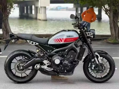 Мотоцикл Yamaha XSR900 — миниатюра 3