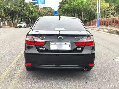Toyota Camry, 2015