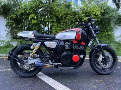 Мотоцикл Honda CB400 на заказ — миниатюра 1