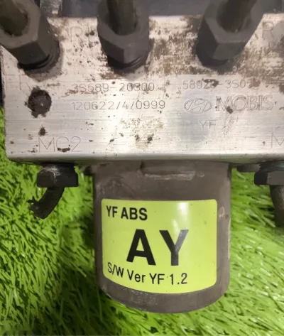 Блоки ABS от Hyundai Sonata YF 2010-2014 — миниатюра 3
