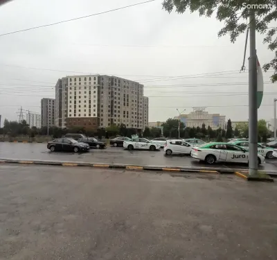 3-комн. квартира, 11 этаж, 75 м², Фирдавсӣ