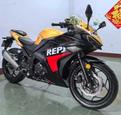 Мотоцикл Honda cbr 250 на заказ — миниатюра 3