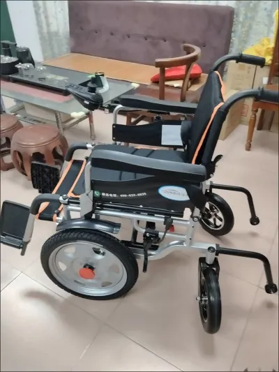 Инвалидная коляска электрическая ДДК — миниатюра 1