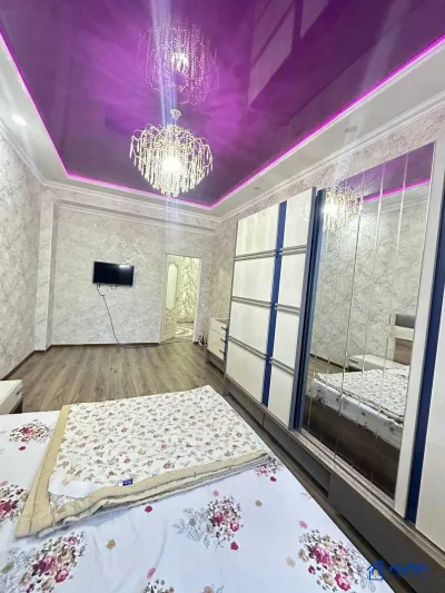 2-комн. квартира, 8 этаж, 55 м², Фирдавси Молодёжная — миниатюра 2