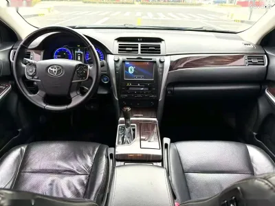 Toyota Camry, 2017