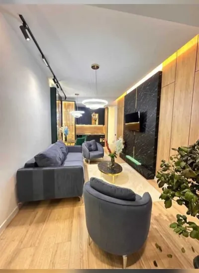 2-комн. квартира, 10 этаж, 70м², голубой экран