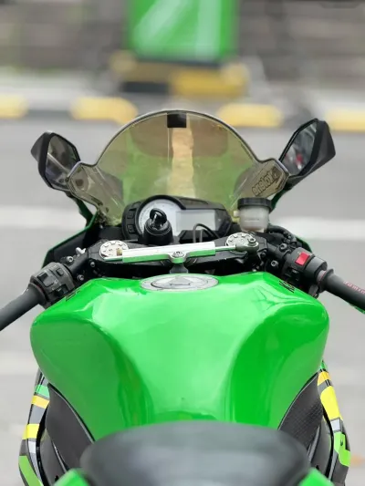 Мотоцикл Kawasaki ninja 1000 — миниатюра 5