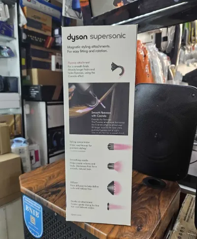 Фен Dyson supersonic
