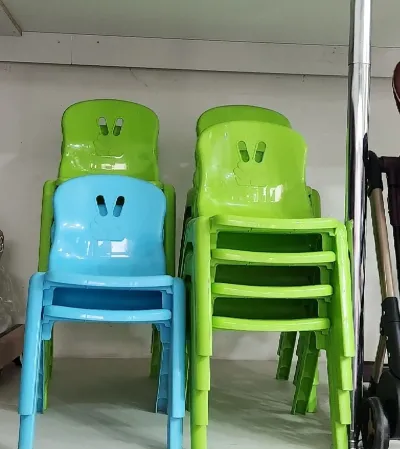 Стульчик разноцветный