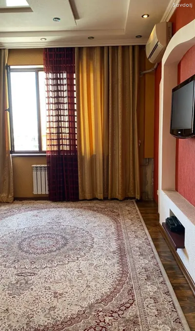 2-комн. квартира, 4 этаж, 72 м², сино