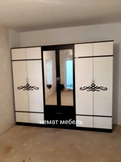 Шифоньер