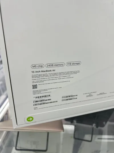 Ноутбук Apple MacBook air 24/1tb